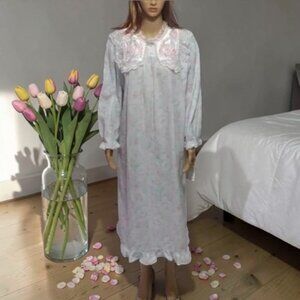 Vintage Flannel Nightgown Ashley Taylor Floral Kawaii Lace Large NWT Deadstock